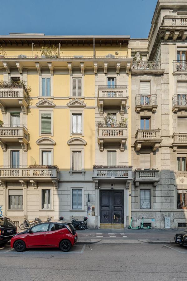 Casa Unica Milano - Elegant Apartment With Balcony - Centrale 1 Exterior photo